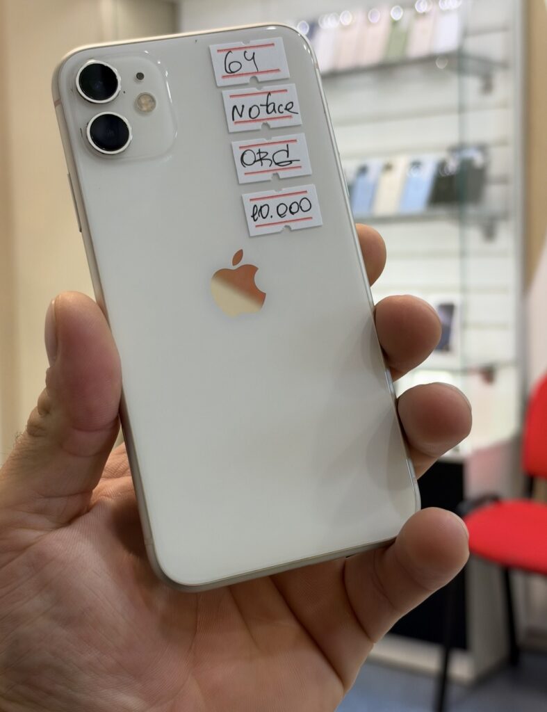 Apple iPhone 11 64 ГБ